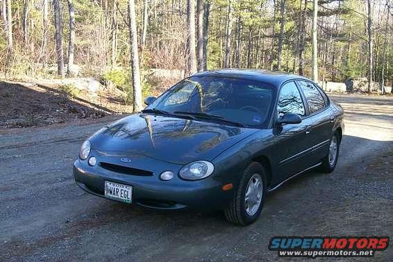 car_pictures_001.jpg This is my '96 Taurus GL.