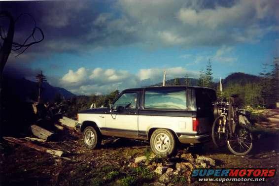 broncobear.jpg Spent night in Bronco after a bear walked past the tent!