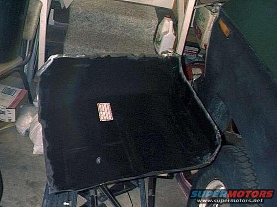 bronco0006.jpg Replacement Driver's side floor pan cut to fit.