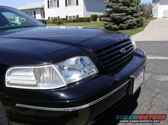 vic__headlight_grille.jpg Nice shot of the front