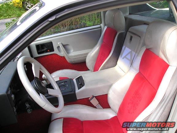 indy-fiero-interior61.jpg 