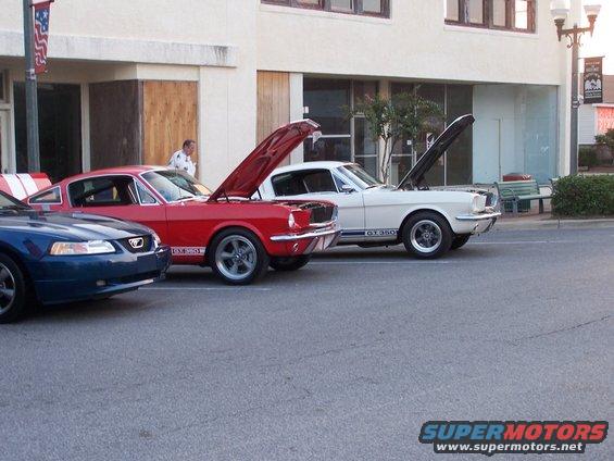 000_0490.jpg A pair of GT 350s.  The white one was at the Commando Cruise in last year.  Nice ride.