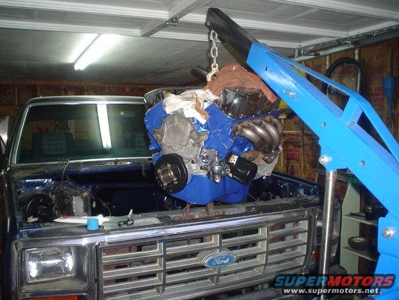 engine-install-006.jpg 