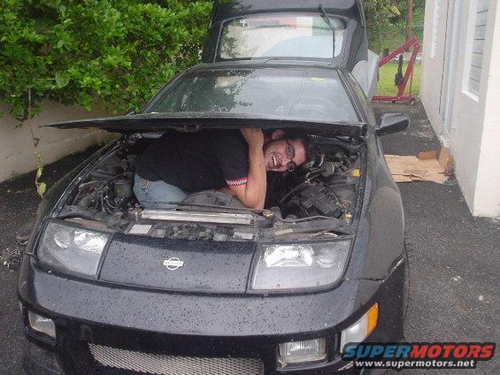 dsc01868.jpg peek a boo!! 300zx tt w/o engine