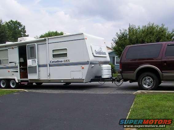 4_seasons0001.jpg All hooked up and ready to go!  Wish I had more time to install the Hellwig sway bar!