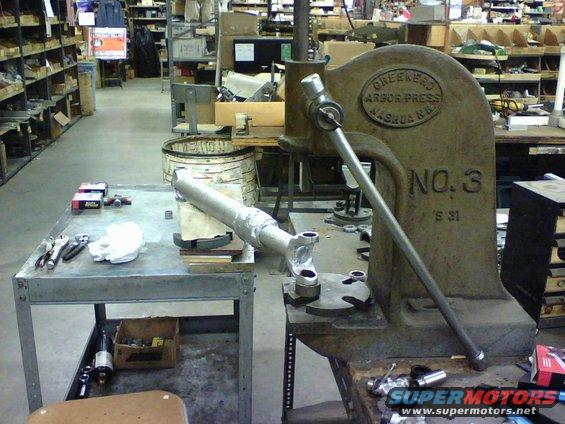 i2.jpg here is the set up I had used to disasemble and reassemble the driveshaft components.  I used an arborpress but many use hammers/vises etc to do the same .  