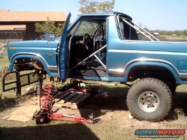 84sas4.jpg TTB front axle and SKyJ 6" lift removed