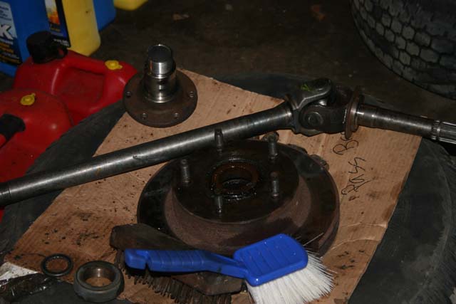 bronco-axle-stub-2.jpg 