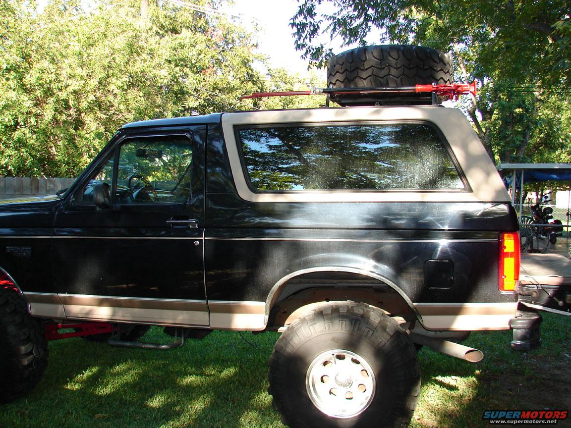 1996 Ford bronco tire carrier
