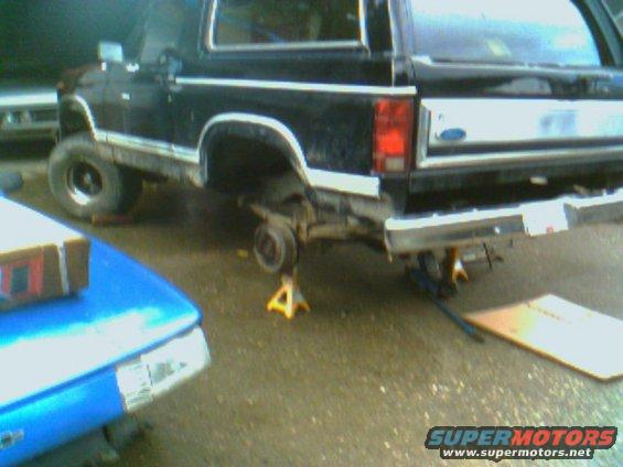 broncoaxlerepair.jpg View of my truck on jackstands.

A poor, poor sight.