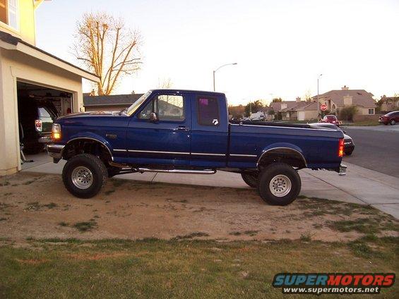 ford-f150-004.jpg Added PROCOMP Extended Radius Arms to allow for additional travel.   The stock bushings were tore up and what better time to replace them then now.  Went with the polyurathane bushings which will hopefully last a little longer.