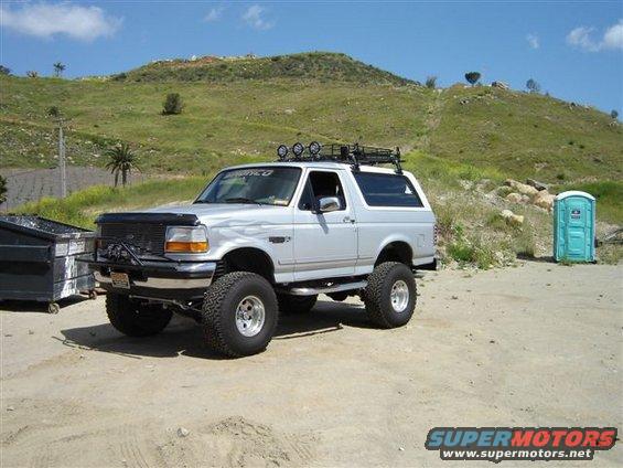 dsc00022.jpg Decided to sell my 1996 Ford Bronco.  My project truck was complete and now its on to the 1996 Ford F150. Where do I start?  Only time will tell!