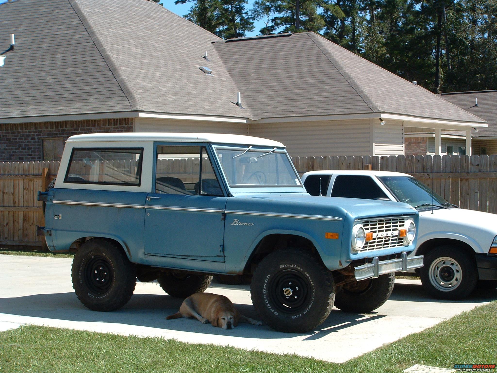 Early ford bronco lift #3