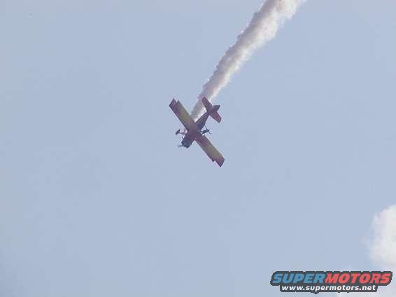 grumman_ag_cat_1.jpg Grumman Ag Cat "Showcat." With stupid wing walker on top (I think "wing-walking" is lame).