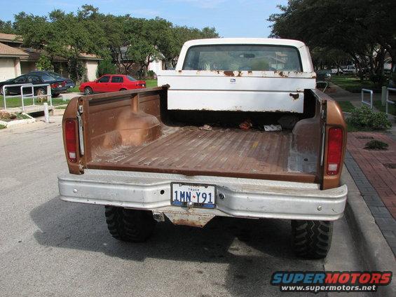 ford-truck-005.jpg the rare no tail gate option