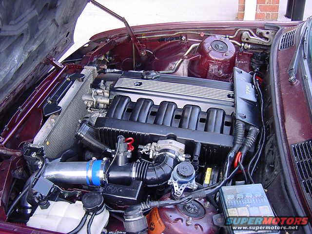 engine-bay-001.jpg 