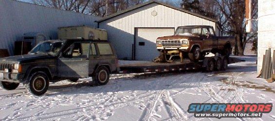 jeep-tow.jpg 