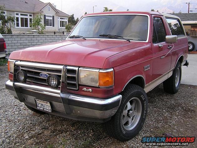 bronco-eb-small.jpg '90 Ford Bronco, Eddie Bauer, 