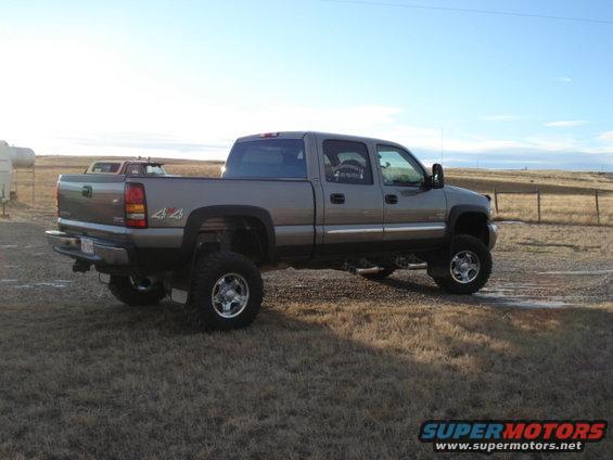 gmc-with-lift-007.jpg 