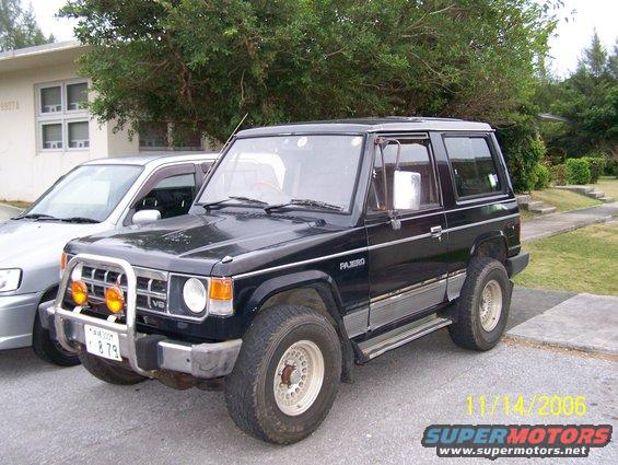 100_0746.jpg pajero stock sitting in the drive way