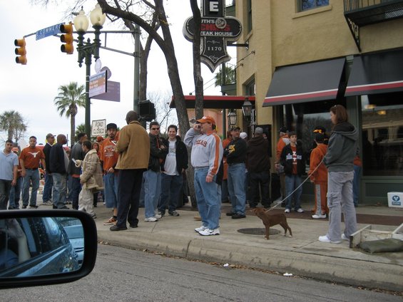 image005.jpg Pre-Game party consisted of street walking through the "Barrio" and finding scattered parties.