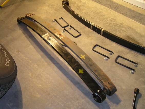 p1200073.jpg New leaf spring (left) and old leaf spring (right).