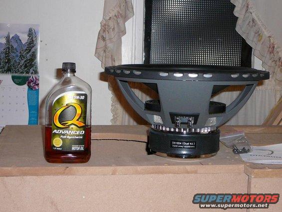 new-sub-2.jpg 15 Inch Subwoofer compared to a Quart of Oil.