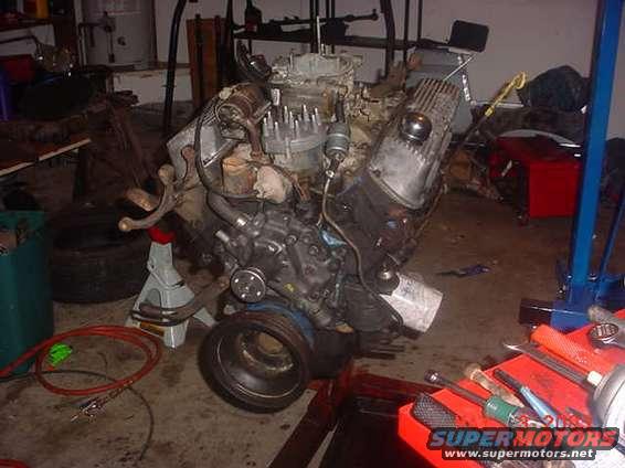 mvc004s.jpg new freshly rebuilt 351w out of a 72 ford galaxie with heads off of a 70 fairlane edelbrock performer cam and edelbrock performer intake with a holly 4 barrel 