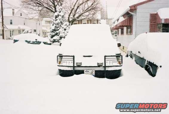 snow13.jpg Dad's truck with SNOW!