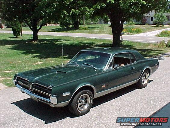 green-e.jpg Color is Augusta Green Poly with Sheffield Silver lower body. All GT-E's have the silver lower body and the unique GT-E only side molding and blacked out grille trim. The hood scoop is also a GT-E only item.