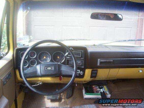 dash2light.jpg View of the dashboard AFTER I removed the brushed aluminum trim piece over the instrument cluster.