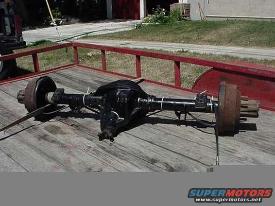 1025front.jpg 10.25 sterling rear axle.  out of a 91 F250HD, aslo available in 1 tons.
35 spline axleshafts.