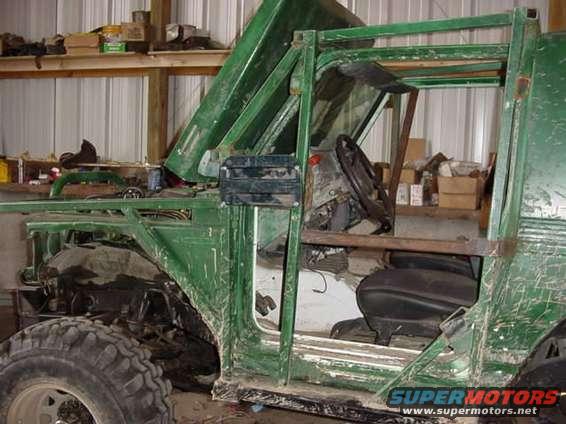 handthrottlecover.jpg the cover made out of old bronco parts