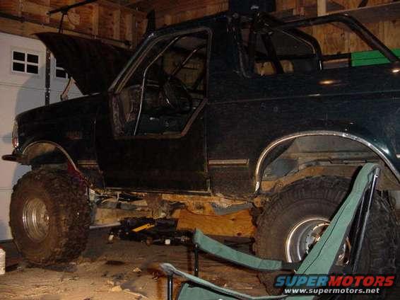 halfdoormounted2.jpg again, a little 3 wheel action going on here.