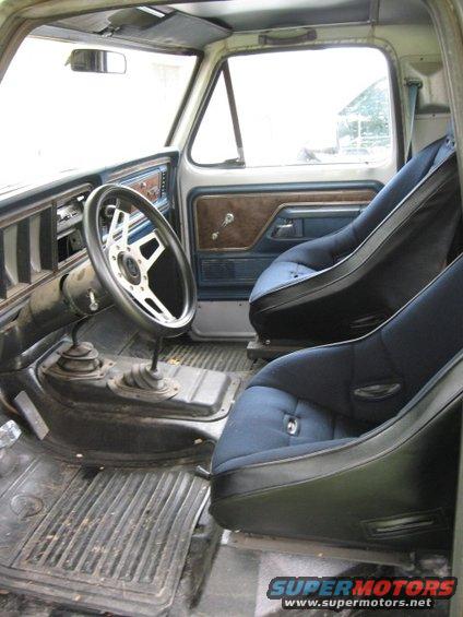 bronco-interior1.jpg 