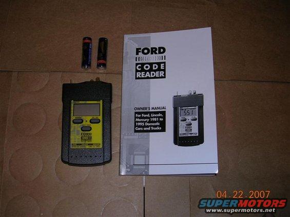 fordcodereader-002-(medium).jpg Whats in the Box.