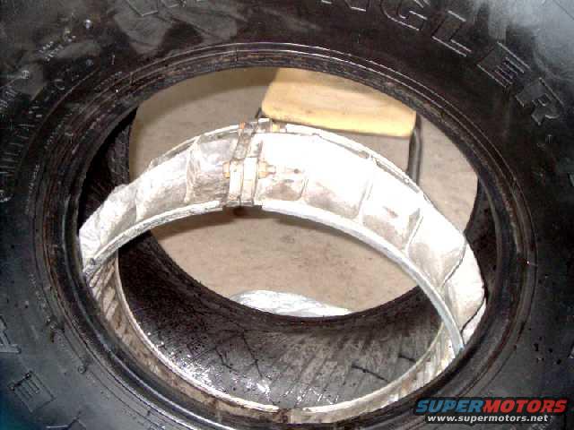 h1rims4.jpg Inner runflats cutdown, bolted up