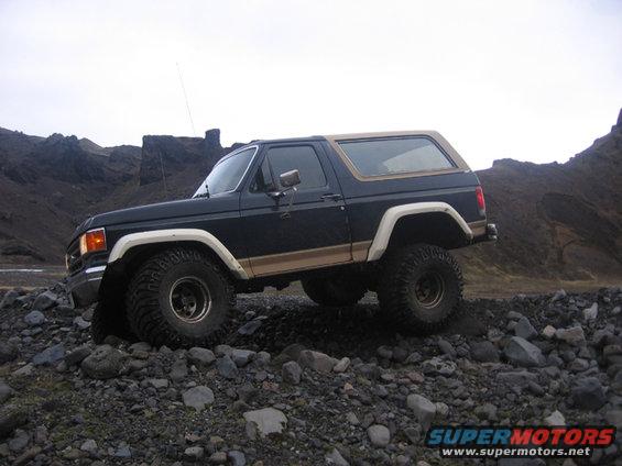 bronco1.jpg Stretching in Thorsmork :)