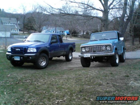 0419071931.jpg next to my Jeep. 1973 Jeep Commando. V8, auto, 3.5" lift front, 4.5" rear