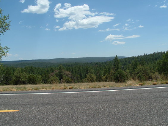 dscf0047.jpg Some scenery on Highway 260.