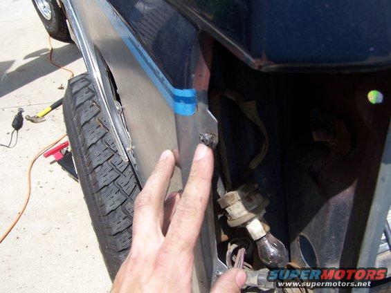 light-retaining-clips.jpg Light retaining clips