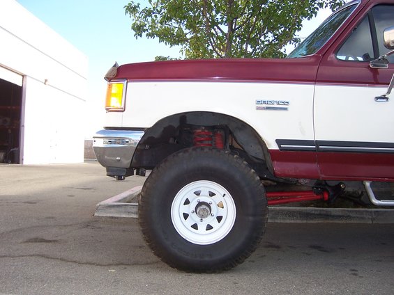 bronco-pics-060.jpg 