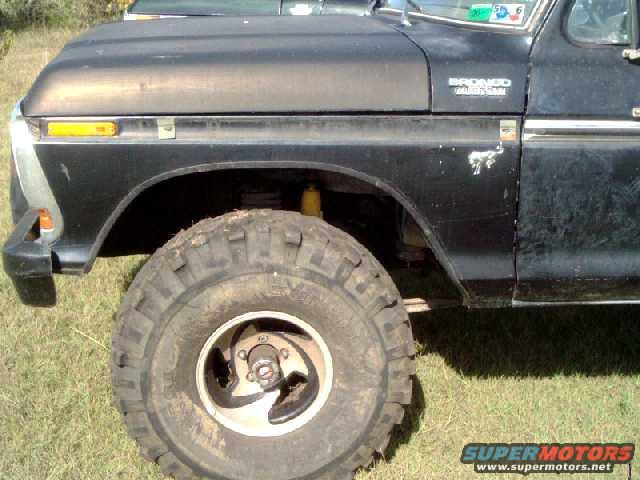 78bronco13.jpg trimmed fender