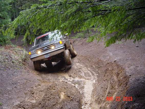 shultseys_run_32203_076.jpg Wooo hoooo look at the tire!!