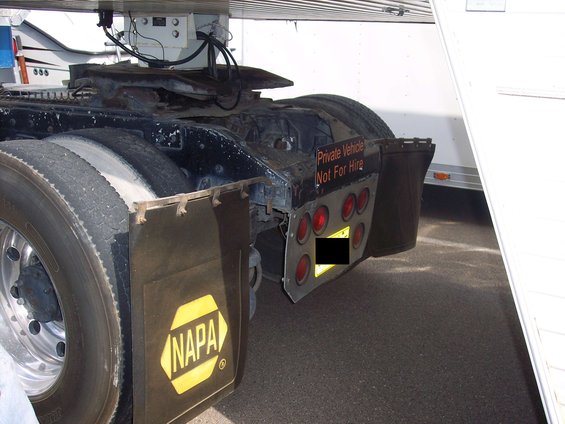 kw-8507-017.jpg old mud flaps