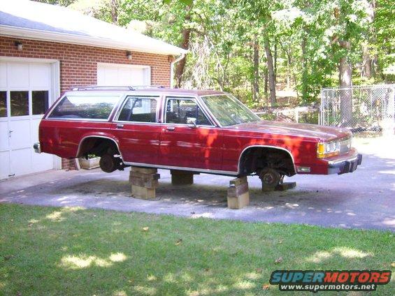 dsci1199.jpg Bertha in the Driveway...  it was like this for a couple weeks while my dad replaced the fuel lines in his free time.  