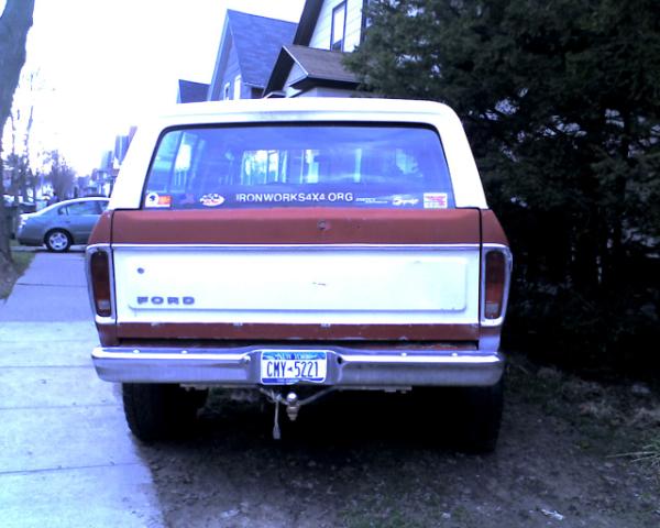 78-bronco-rear.jpg 