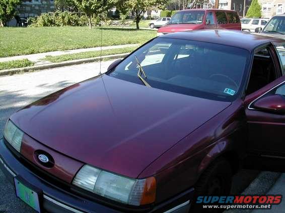 car_front.jpg Front of my Taurus.