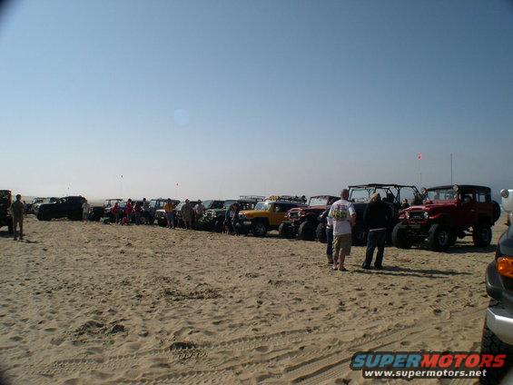 surf-n-turf-07-013.jpg There were many seperate dune top gatherings.