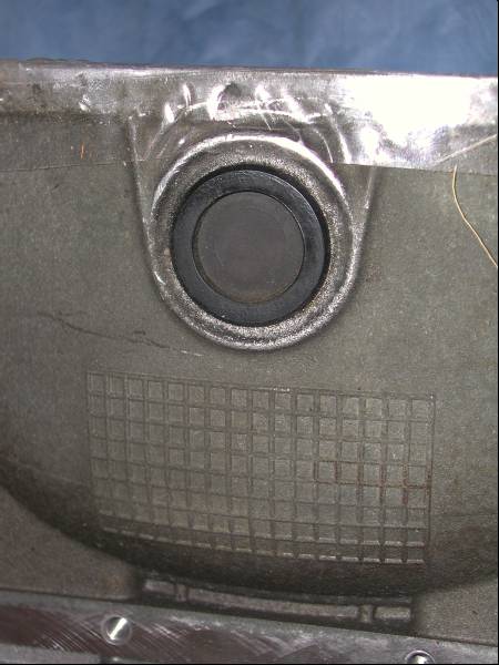 Location of the oil drain plug on 91 ford f-250 #5